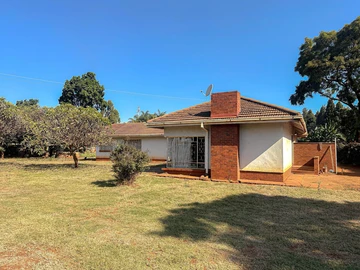 3-Bedroom House For Sale In New Marlborough