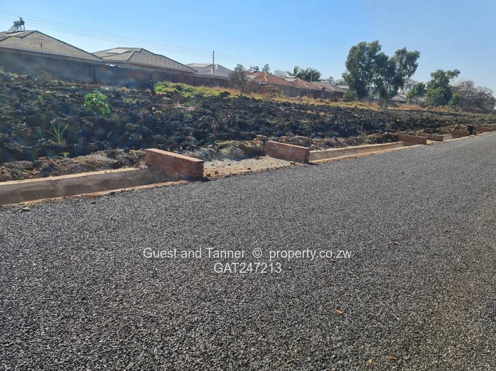 Canal Lifestyle – Kutandara, Tynwald Stands For Sale