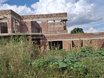 7 Bedroom House