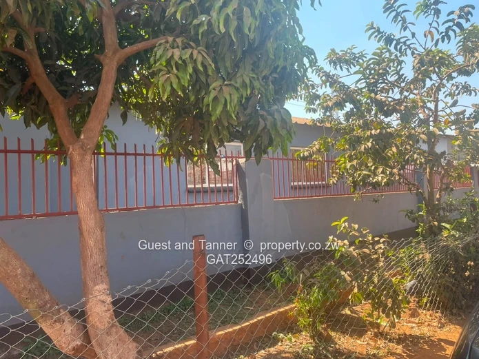 Spacious 5-Bedroom Home on a 200m² Stand 