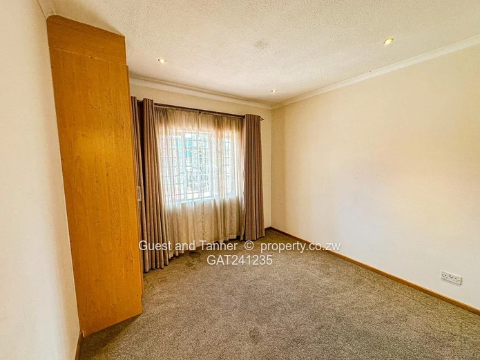 3-Bedroom Townhouse For Sale in Upper Avenues 
